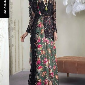 BRAND NEW Suffuse Outfit. Size Medium!